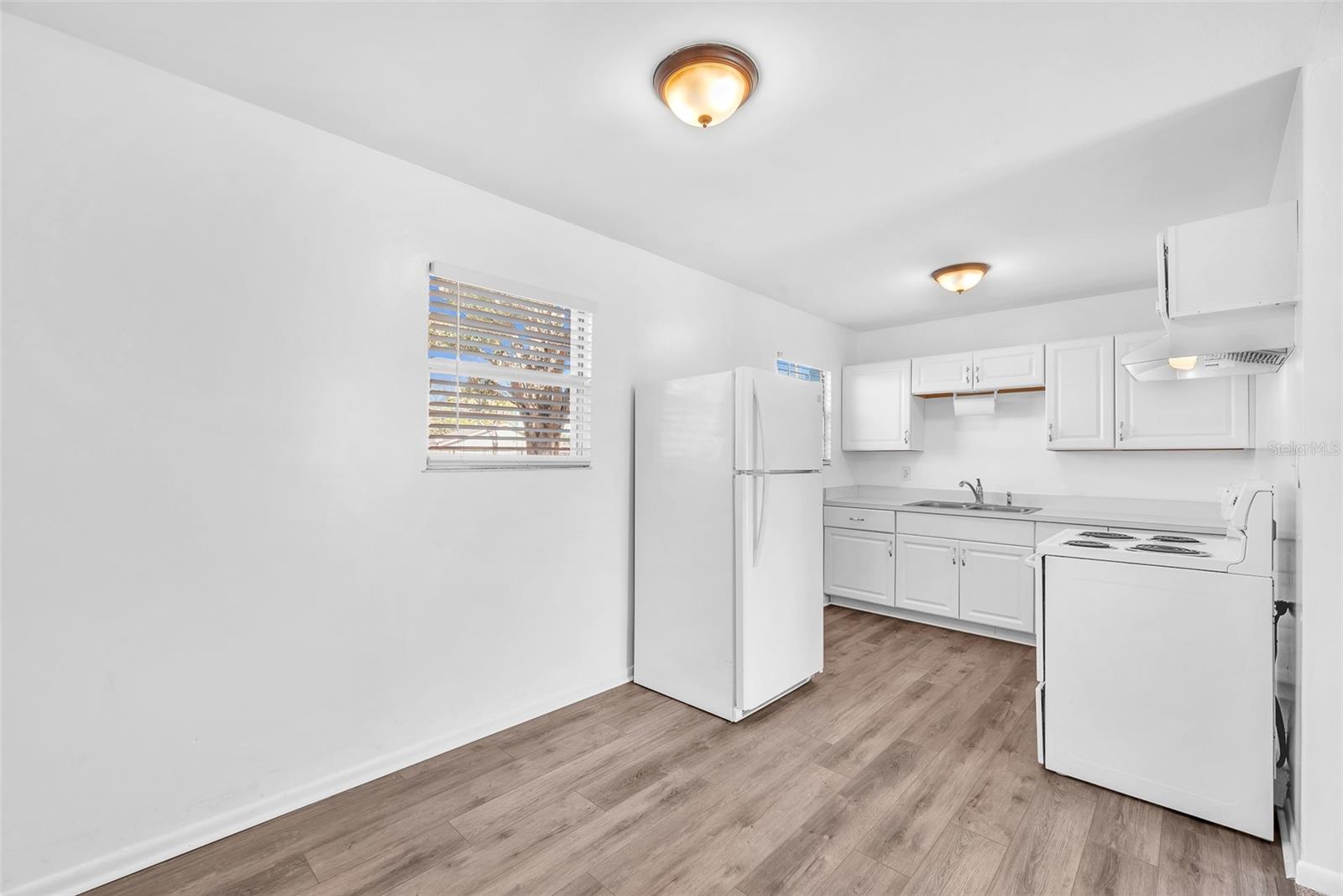 Image 6 of 19 For 8320 Allamanda Avenue