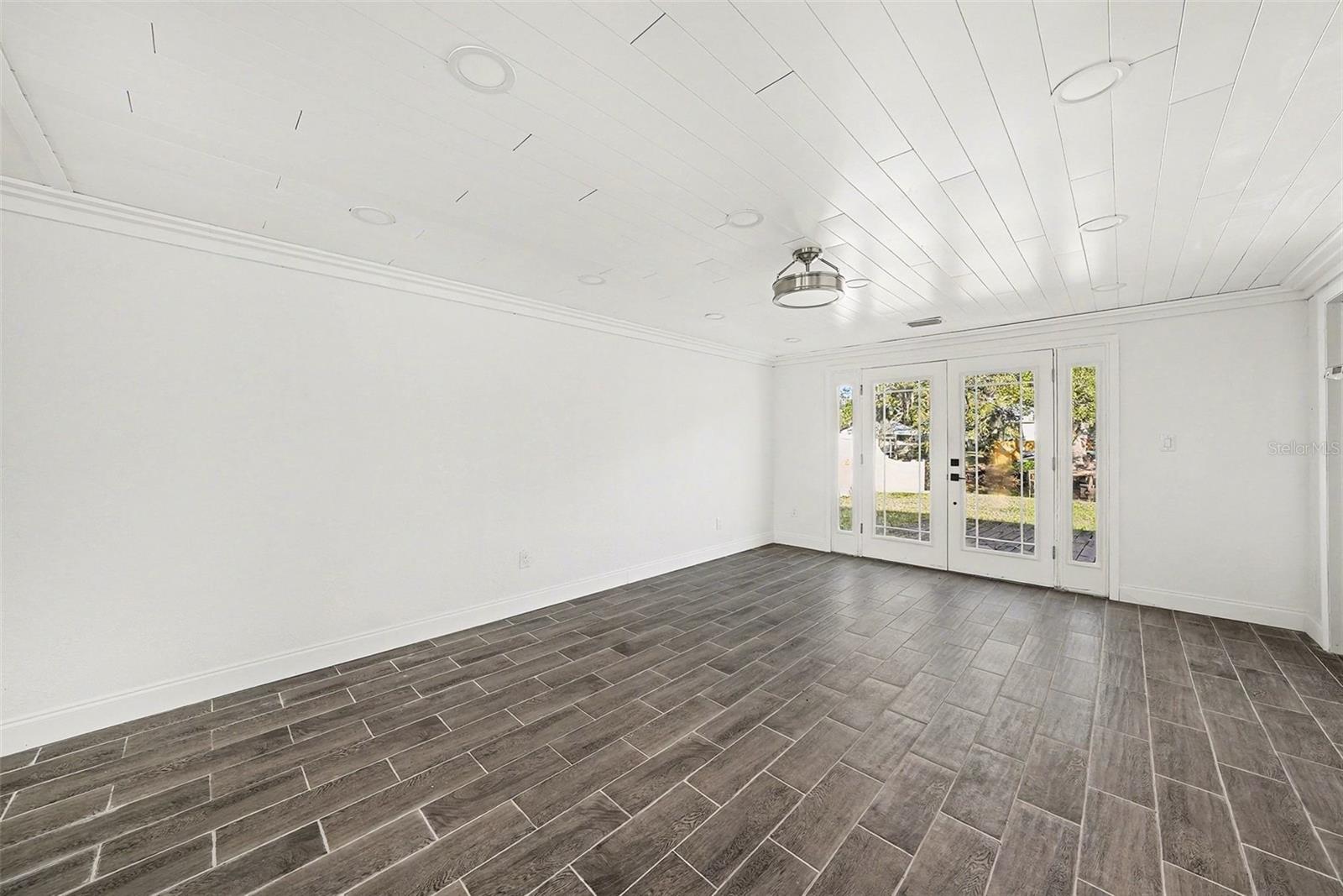 Image 8 of 21 For 8817 Audrey Lane