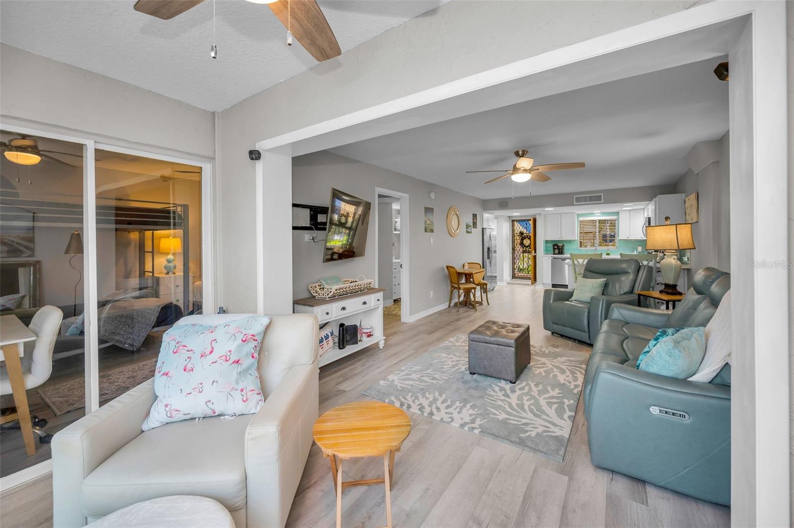 Image 8 of 39 For 203 Tarpon Point 203