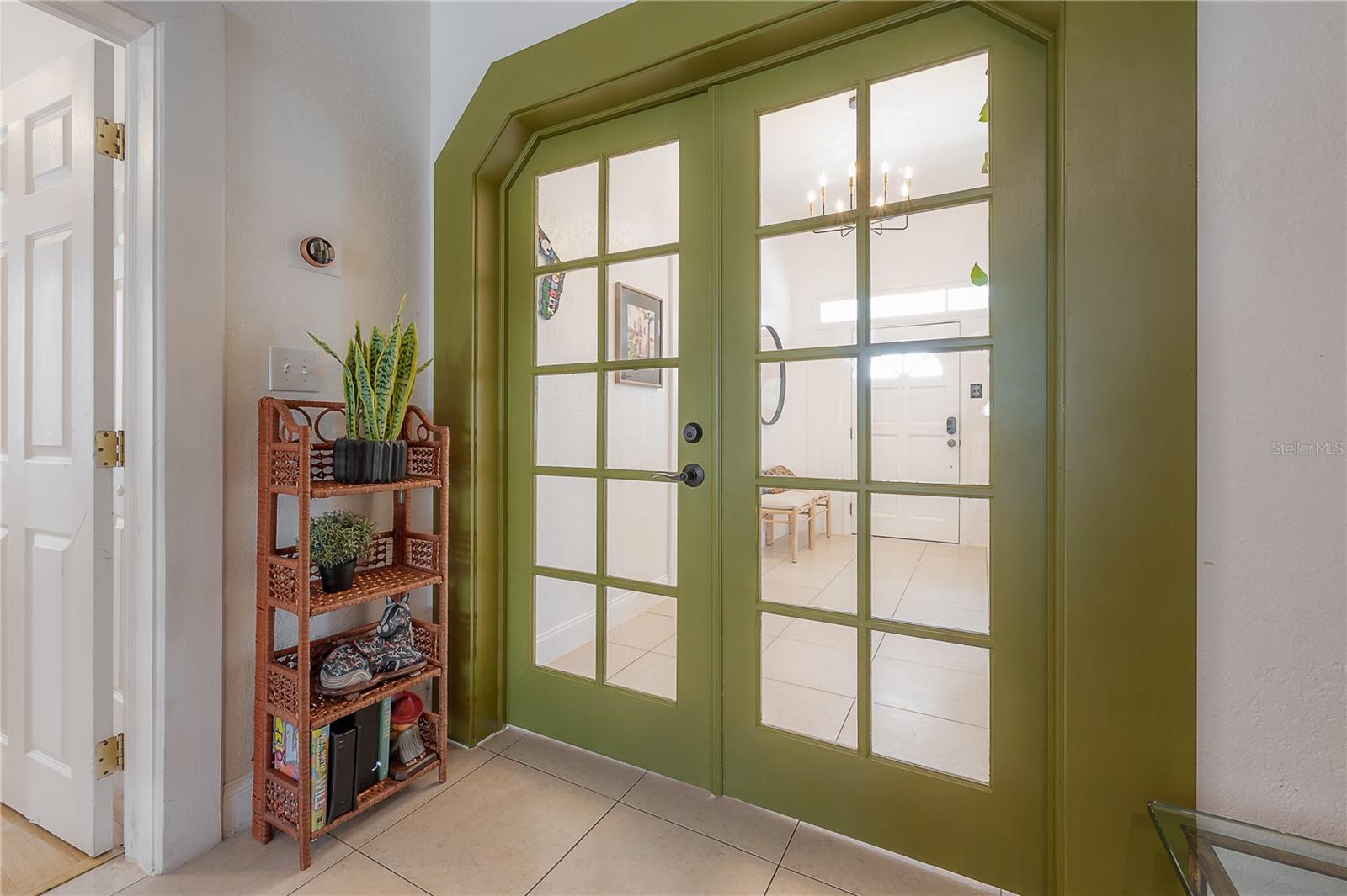 Image 10 of 23 For 2502 10th Avenue