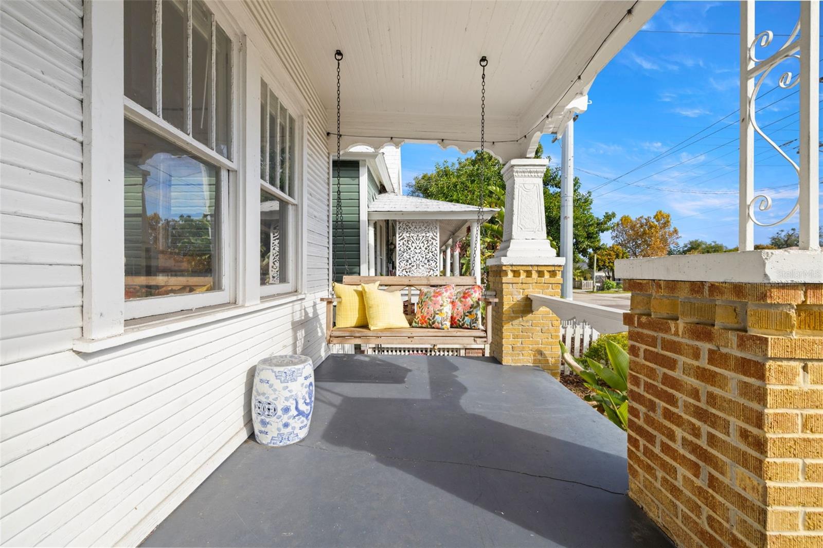 Image 5 of 23 For 2502 10th Avenue