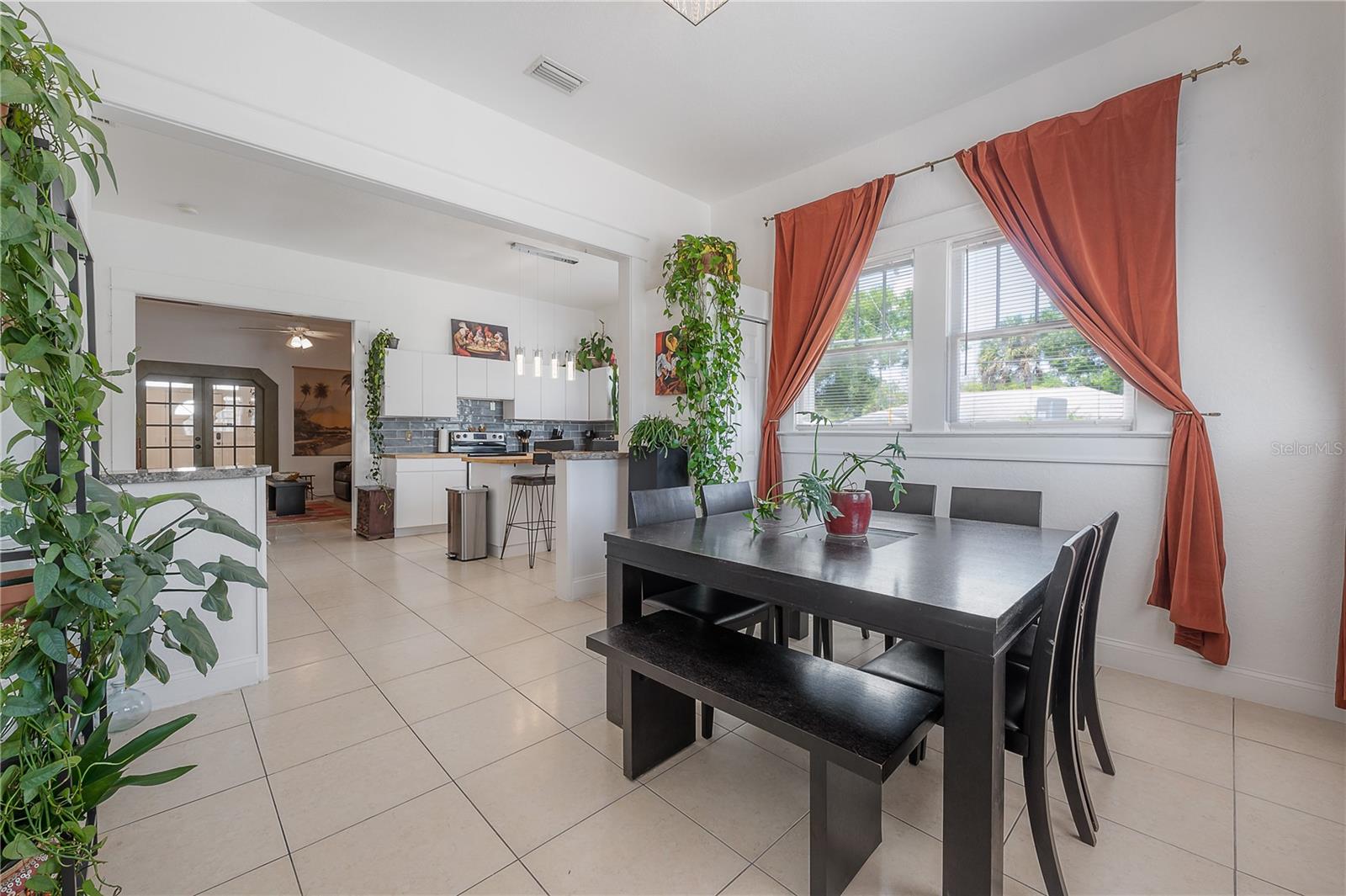 Image 9 of 23 For 2502 10th Avenue