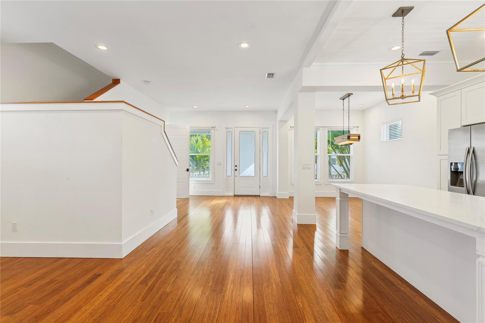 Image 13 of 49 For 214 Floribraska Avenue