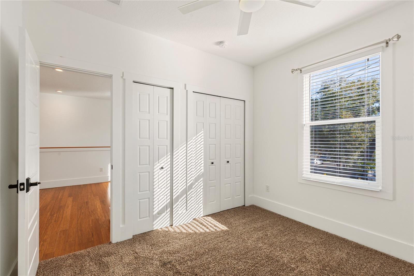 Image 23 of 49 For 214 Floribraska Avenue