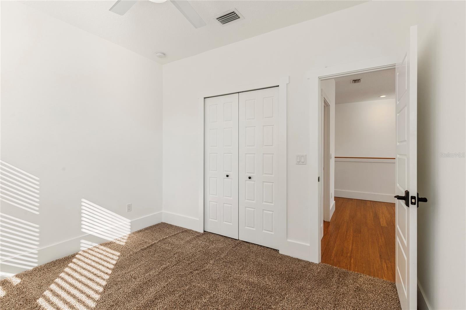 Image 26 of 49 For 214 Floribraska Avenue