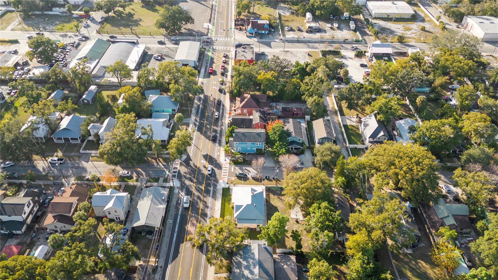 Image 42 of 49 For 214 Floribraska Avenue