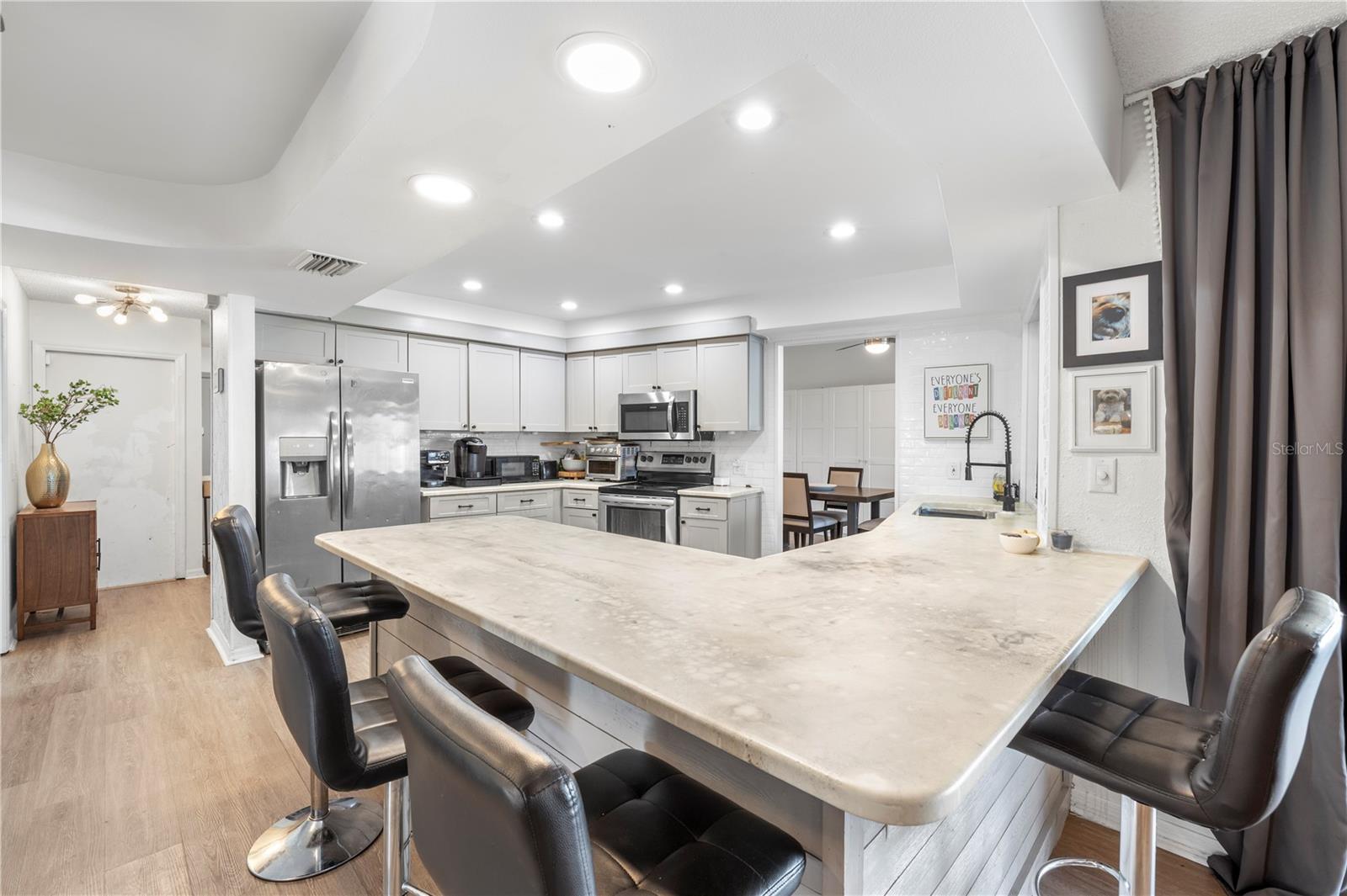 Image 13 of 69 For 2917 Starmount Drive