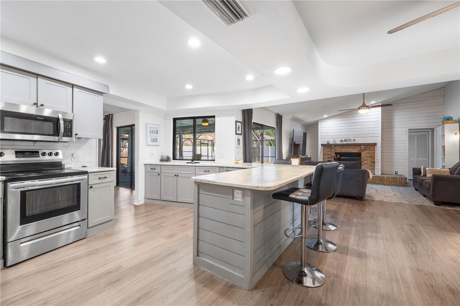 Image 14 of 69 For 2917 Starmount Drive