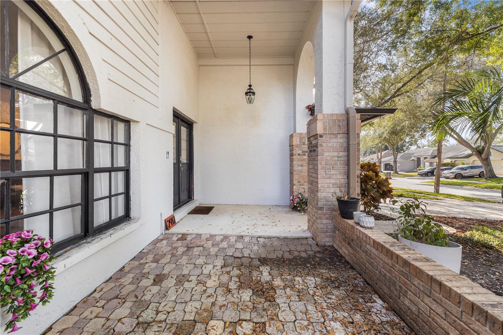 Image 4 of 69 For 2917 Starmount Drive