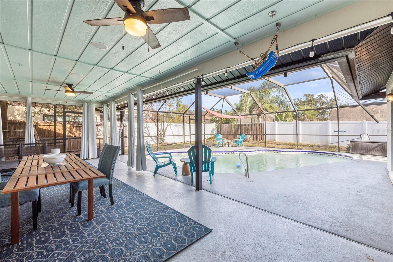 Image 43 of 69 For 2917 Starmount Drive