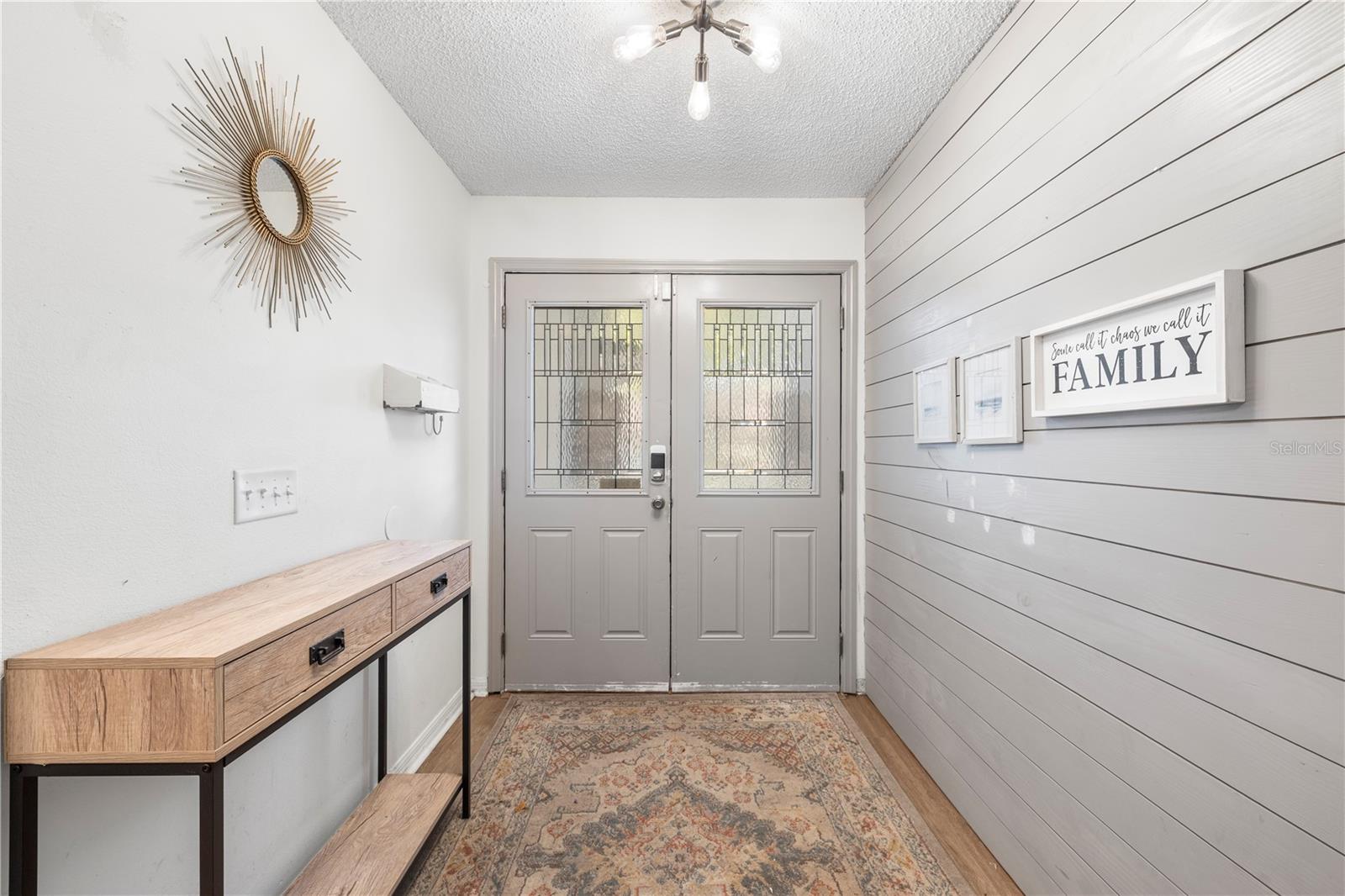 Image 5 of 69 For 2917 Starmount Drive