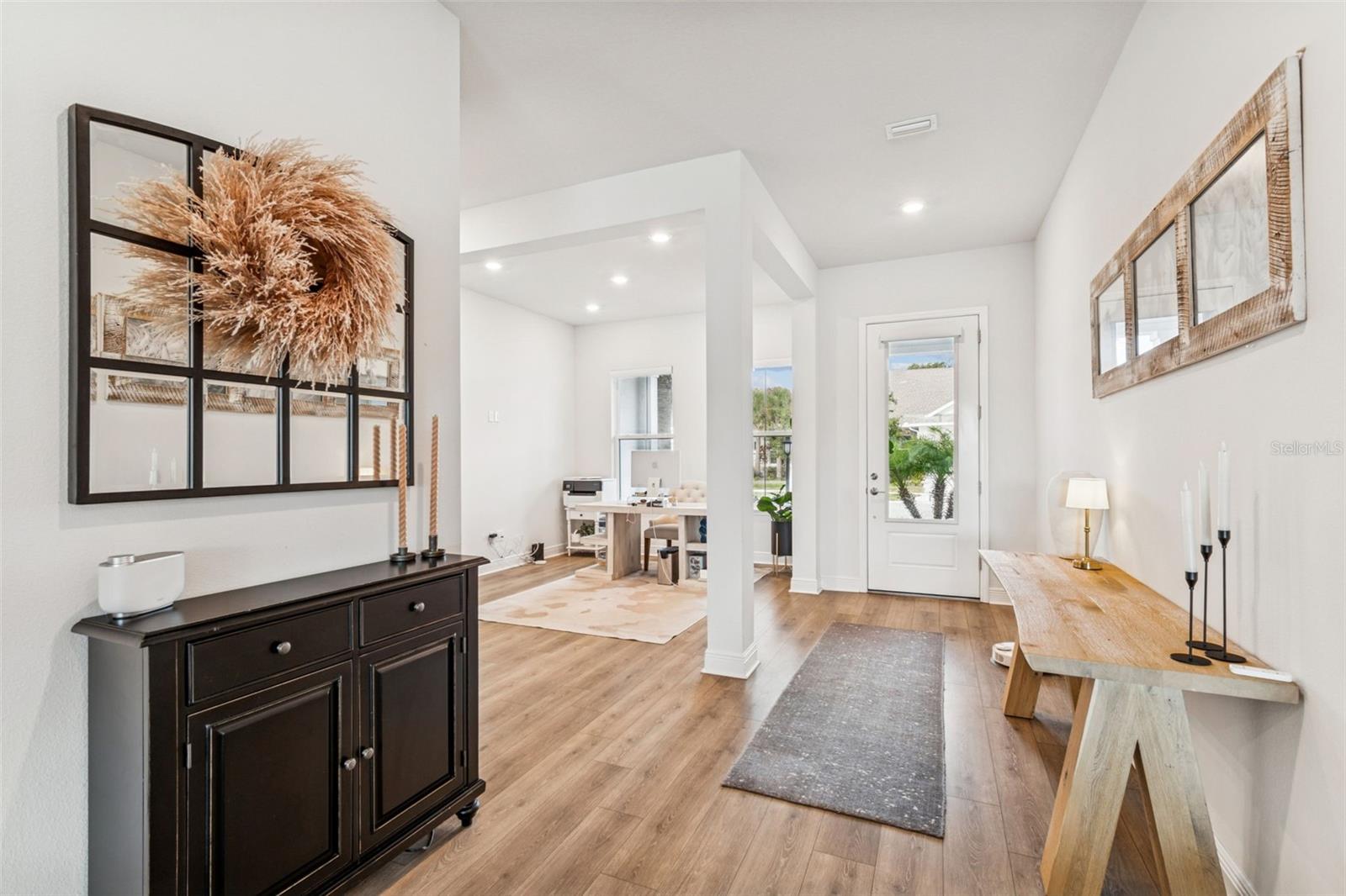 Image 11 of 52 For 6207 Nikki Lane