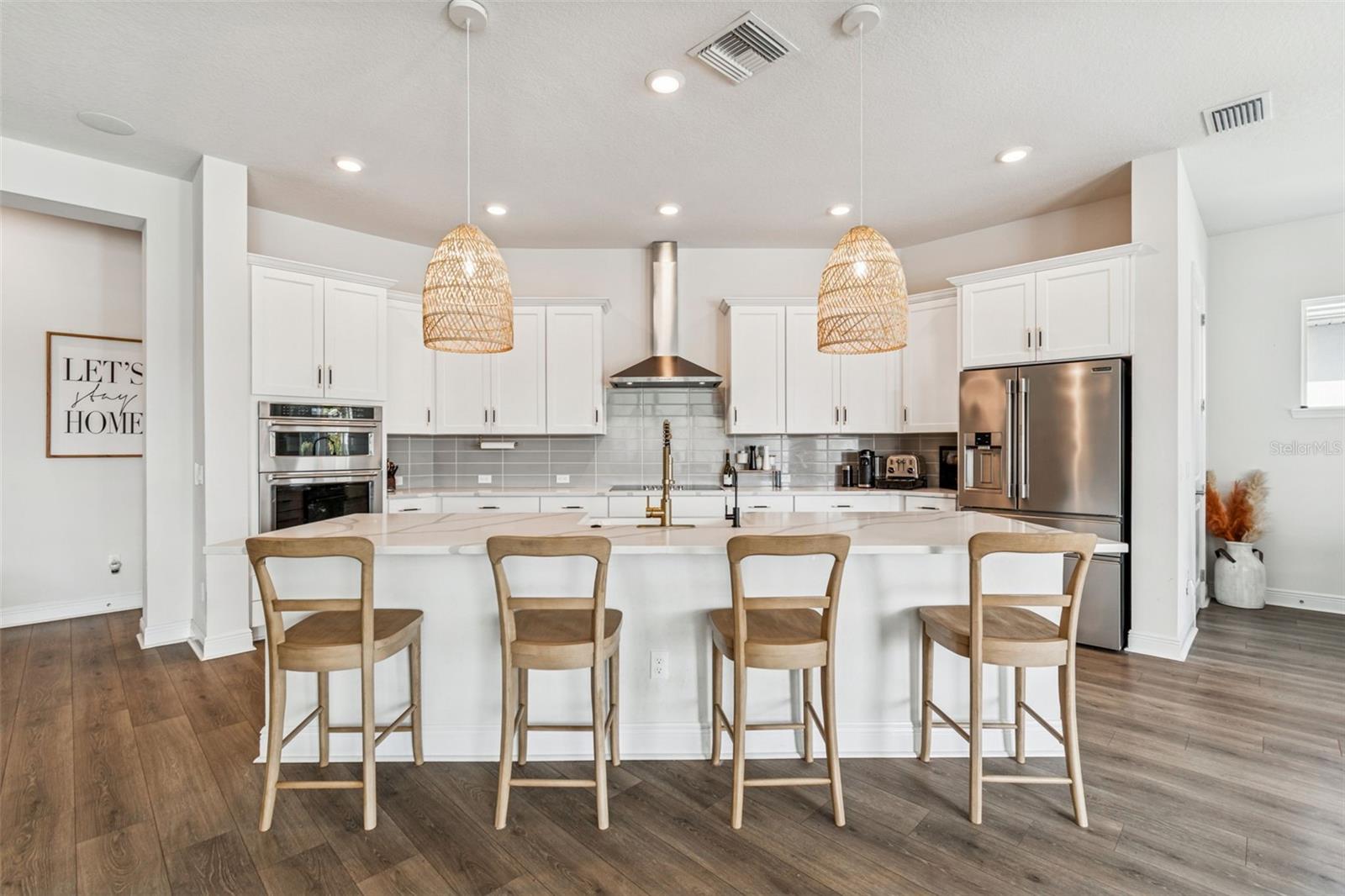 Image 4 of 52 For 6207 Nikki Lane