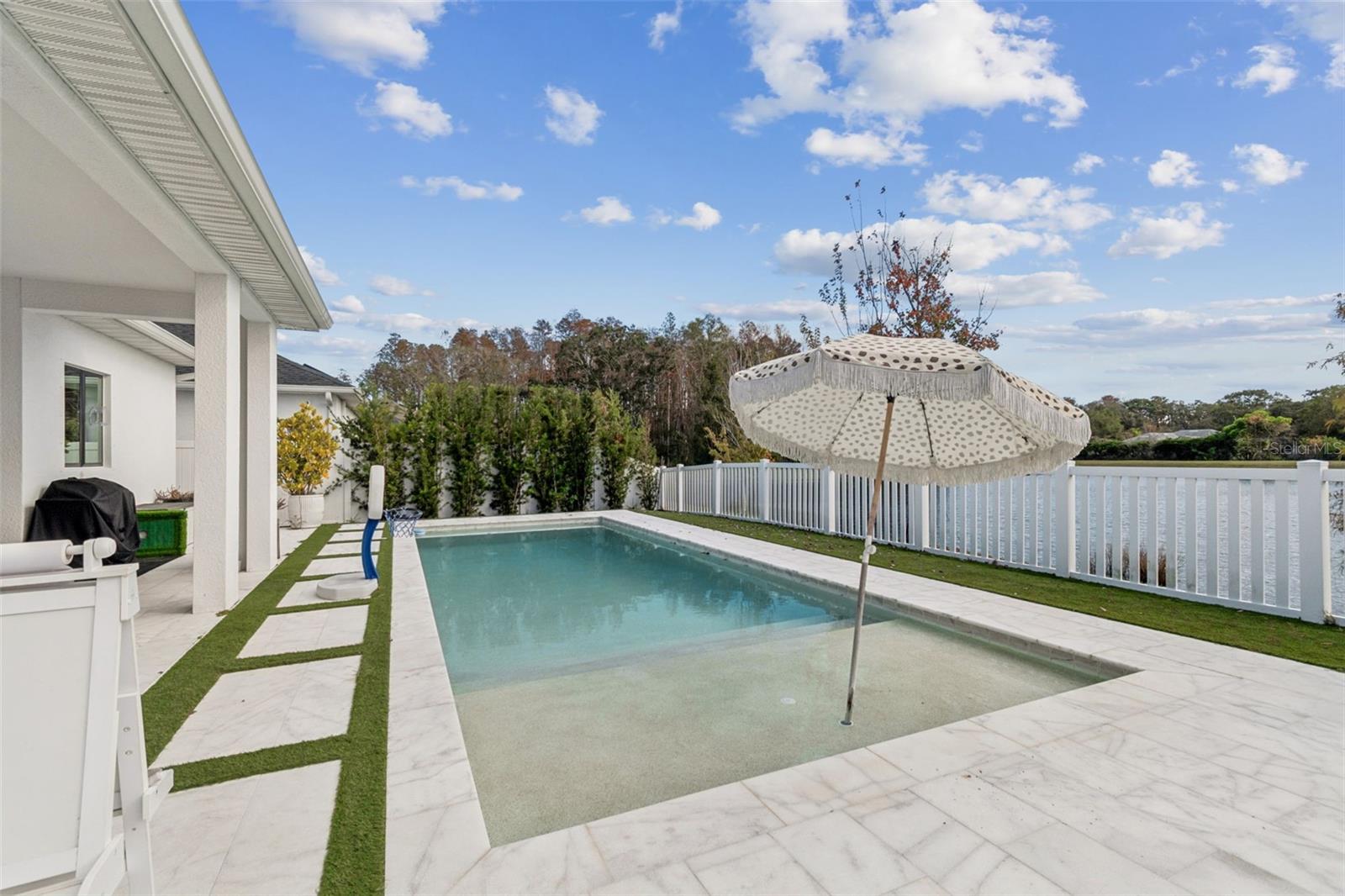 Image 42 of 52 For 6207 Nikki Lane