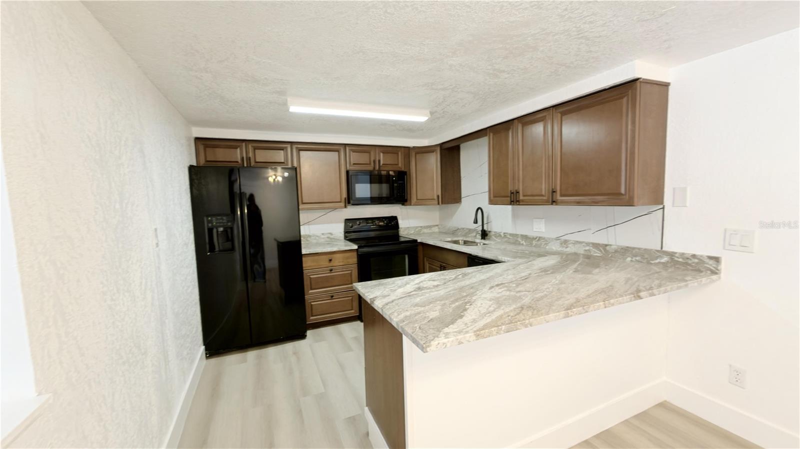 Image 4 of 11 For 1818 Eskimo Avenue