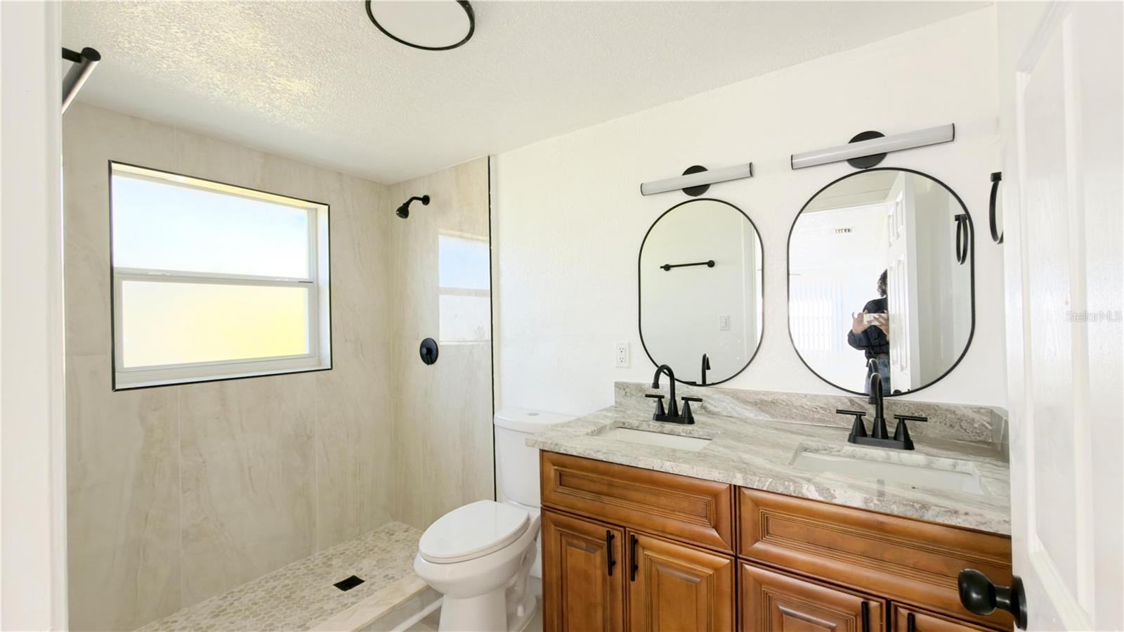 Image 8 of 11 For 1818 Eskimo Avenue