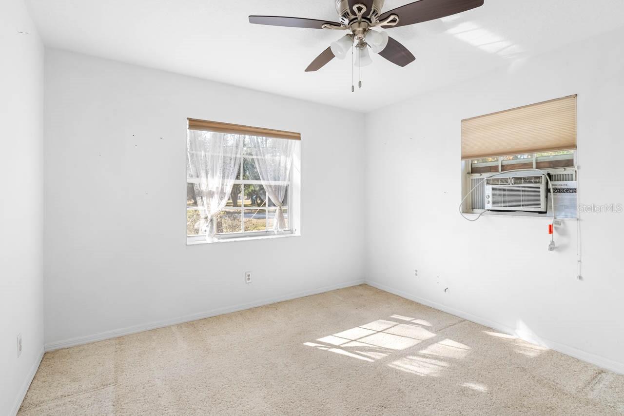 Image 21 of 39 For 511 College Avenue