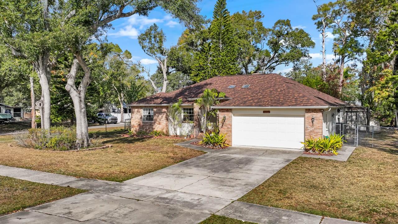 Image 4 of 39 For 511 College Avenue