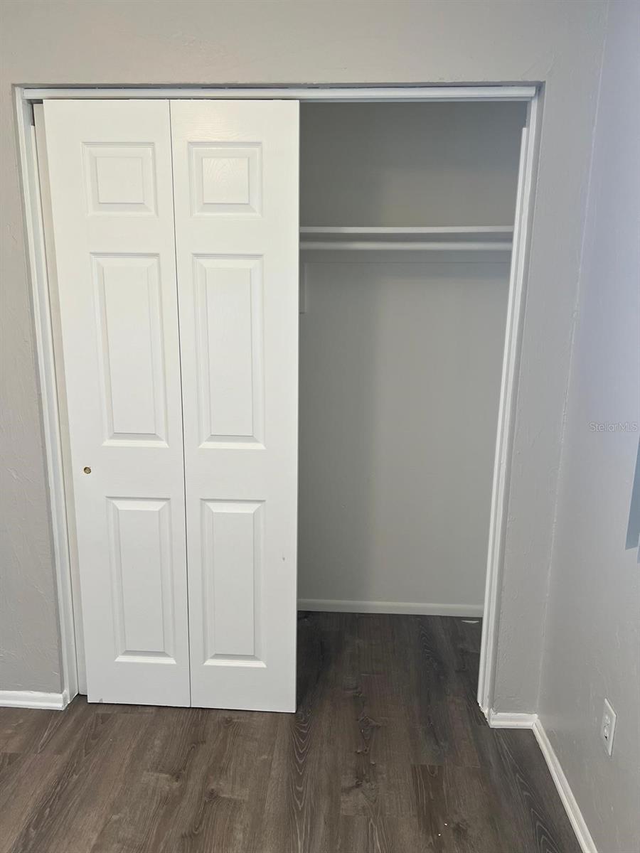 Image 5 of 23 For 524 Lakehurst Avenue Nw