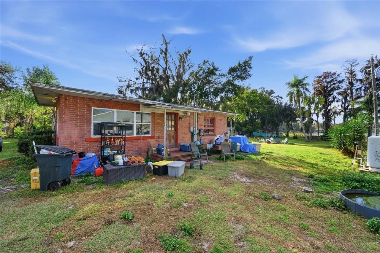 Image 45 of 86 For 17018 Crawley Road