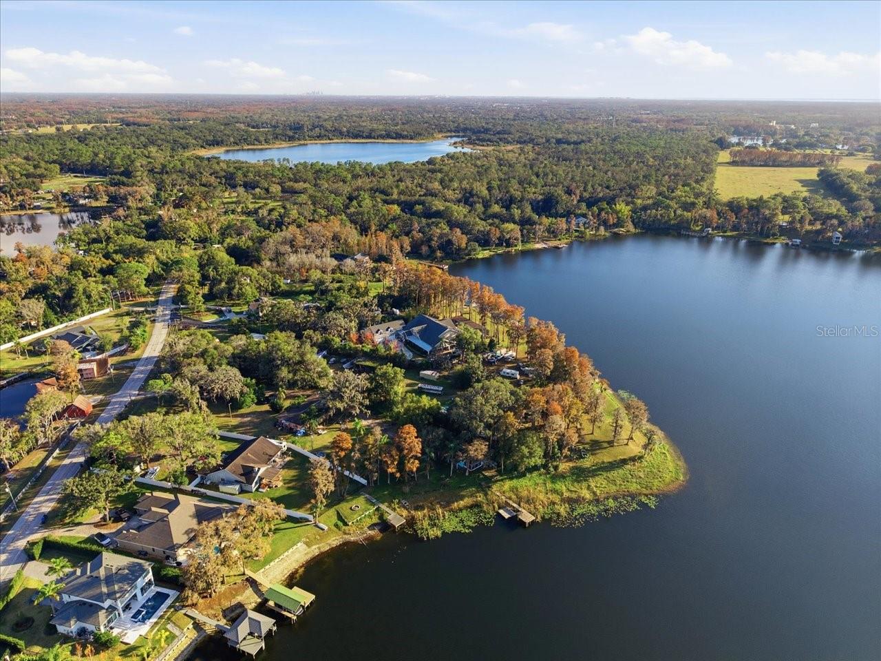 Image 62 of 86 For 17018 Crawley Road