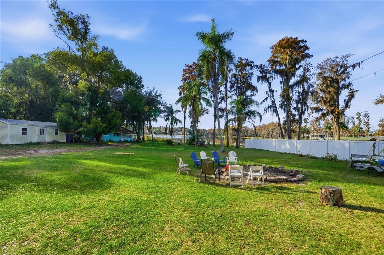 Image 84 of 86 For 17018 Crawley Road