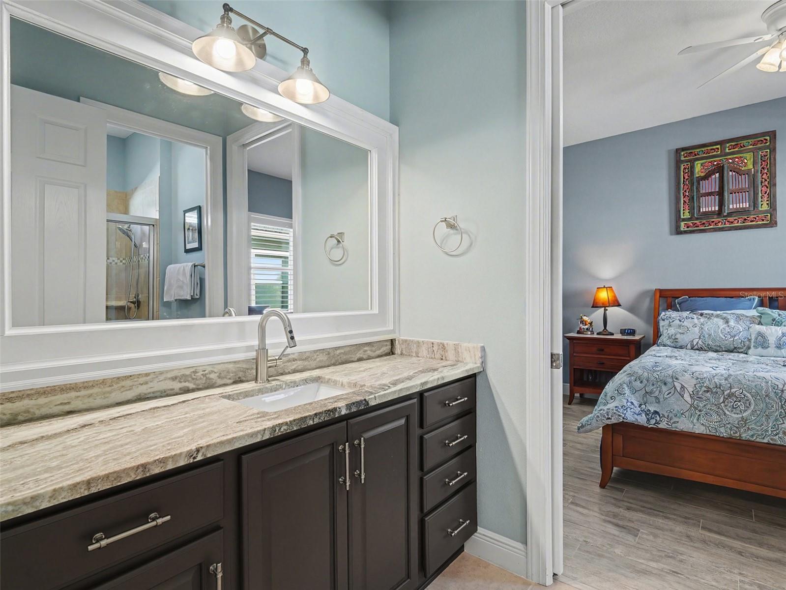 Image 19 of 59 For 1018 Overlook Court