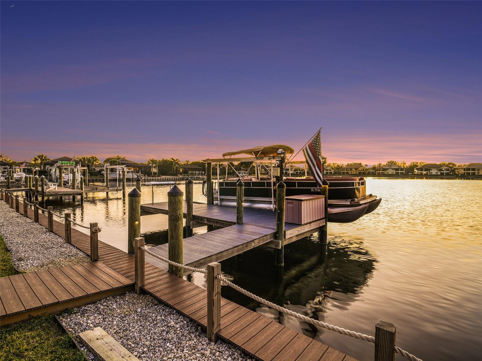 Image 4 of 59 For 1018 Overlook Court