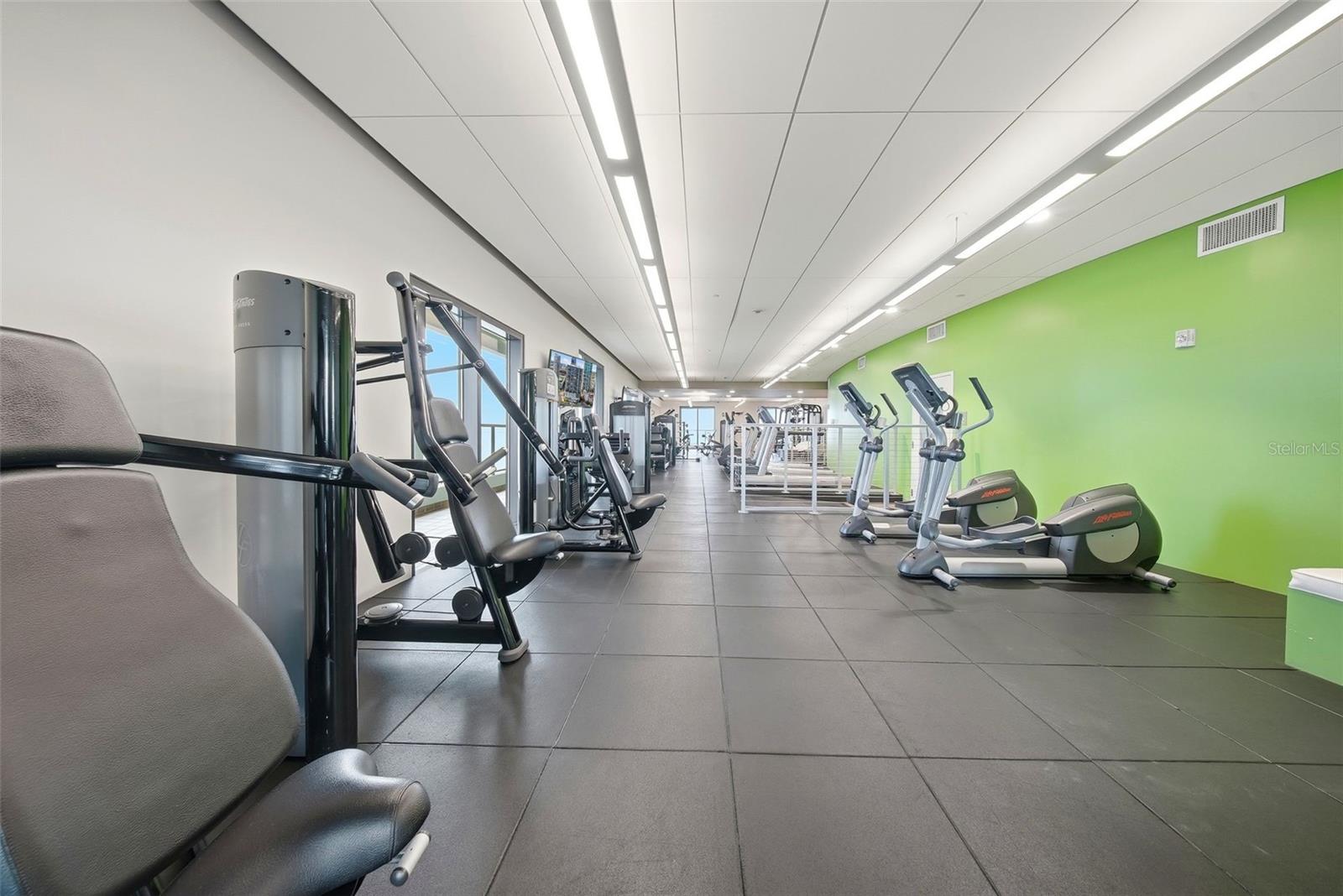 Image 46 of 55 For 1 Beach Drive Se 1610