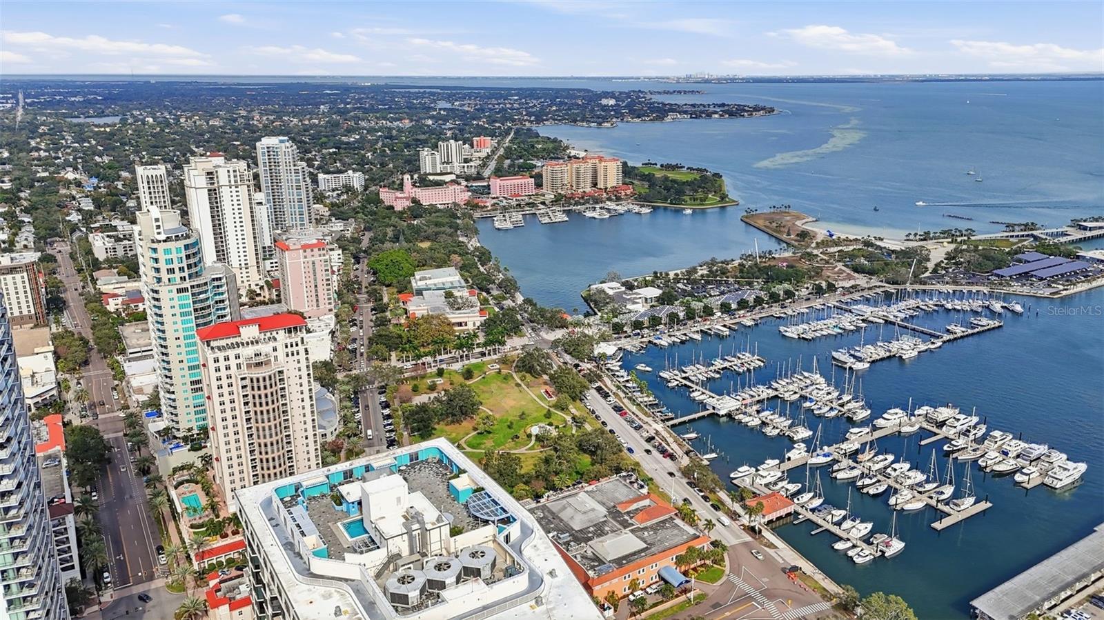 Image 53 of 55 For 1 Beach Drive Se 1610