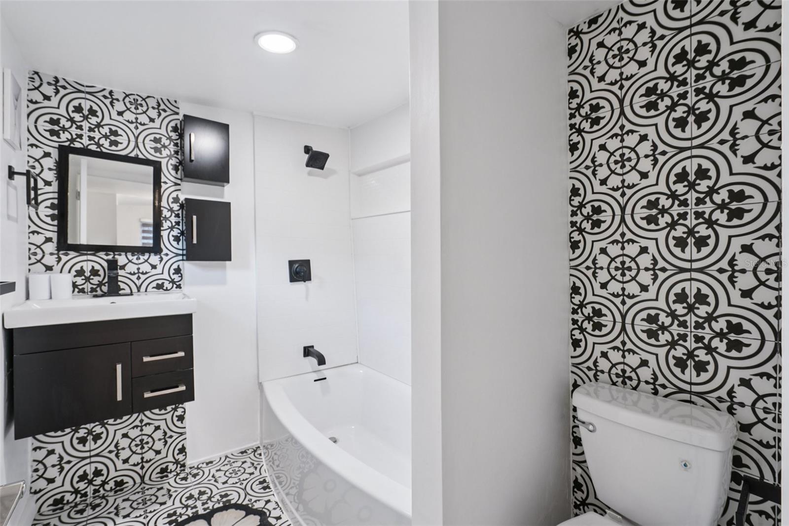 Image 31 of 42 For 8509 Hamner Avenue