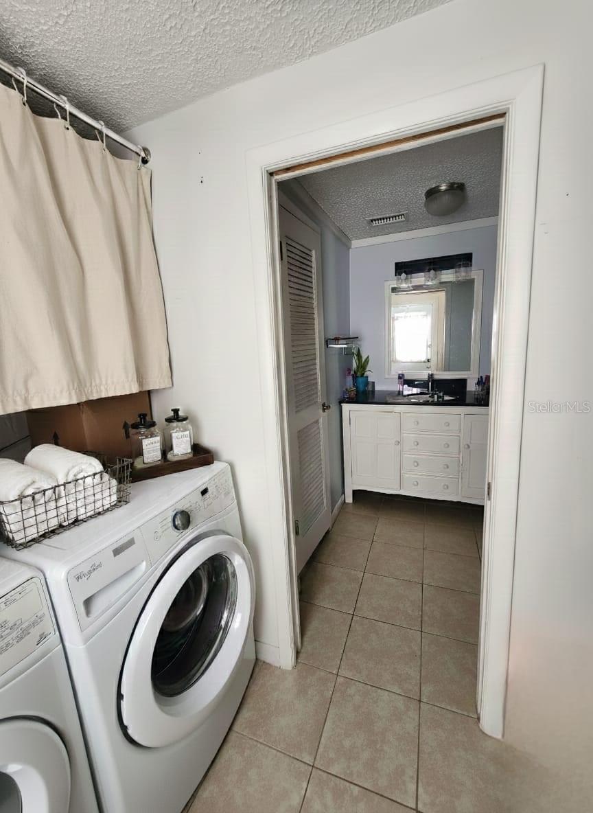 Image 16 of 20 For 7210 Dipaola Drive