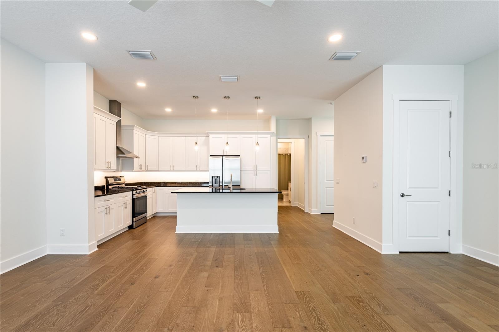 Image 17 of 56 For 835 Oak Bend Lane