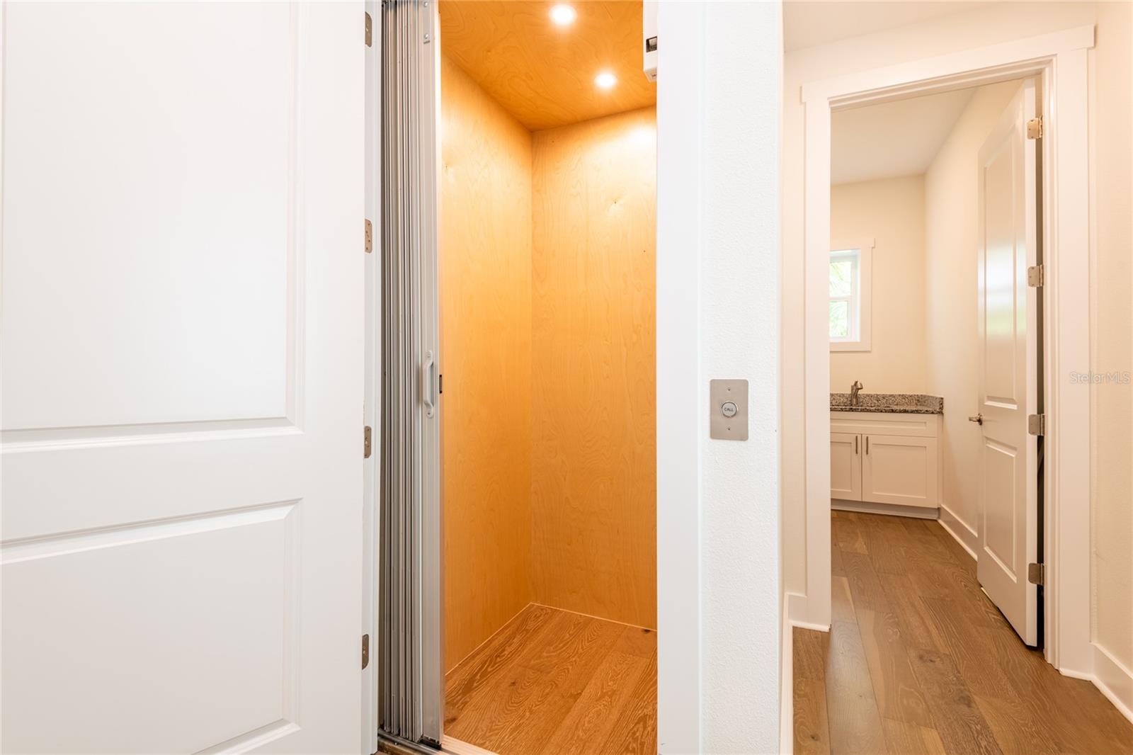 Image 20 of 56 For 835 Oak Bend Lane