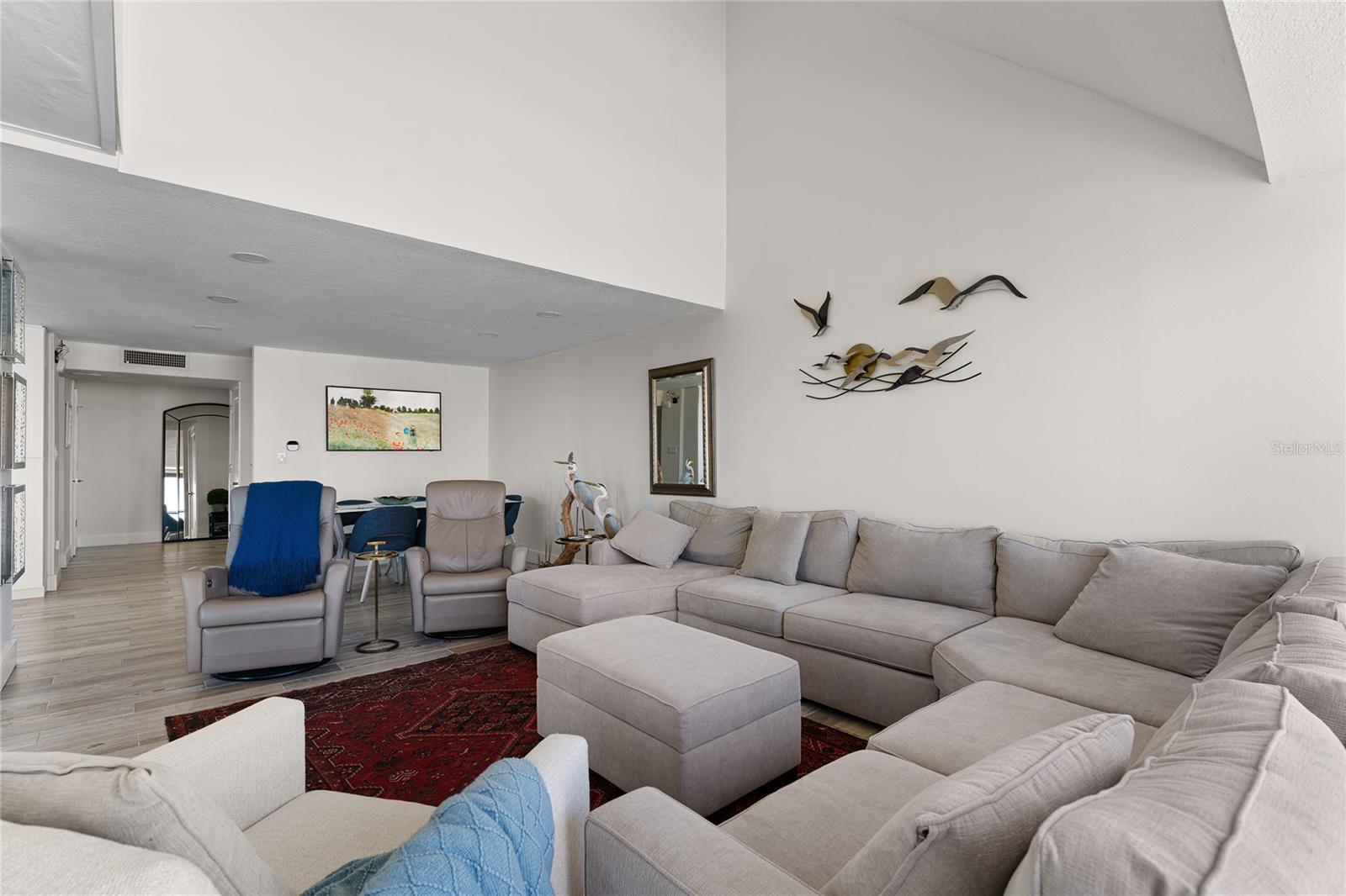 Image 10 of 56 For 1390 Gulf Boulevard Ph4