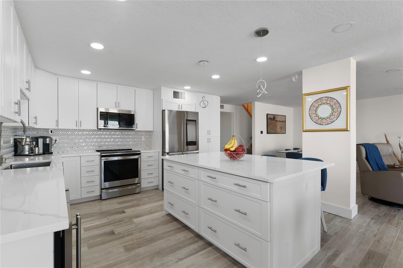 Image 15 of 72 For 1390 Gulf Boulevard Ph4