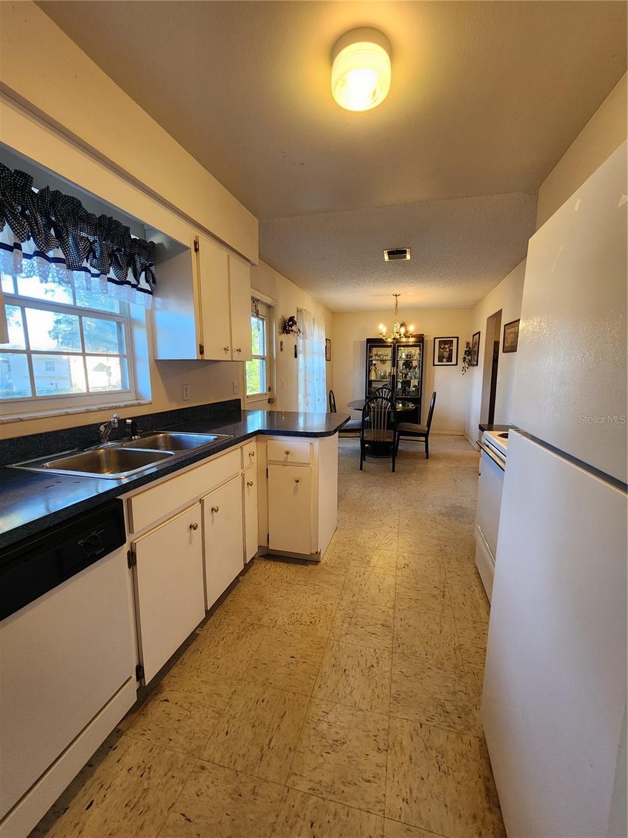 Image 21 of 35 For 20054 Us Highway 301