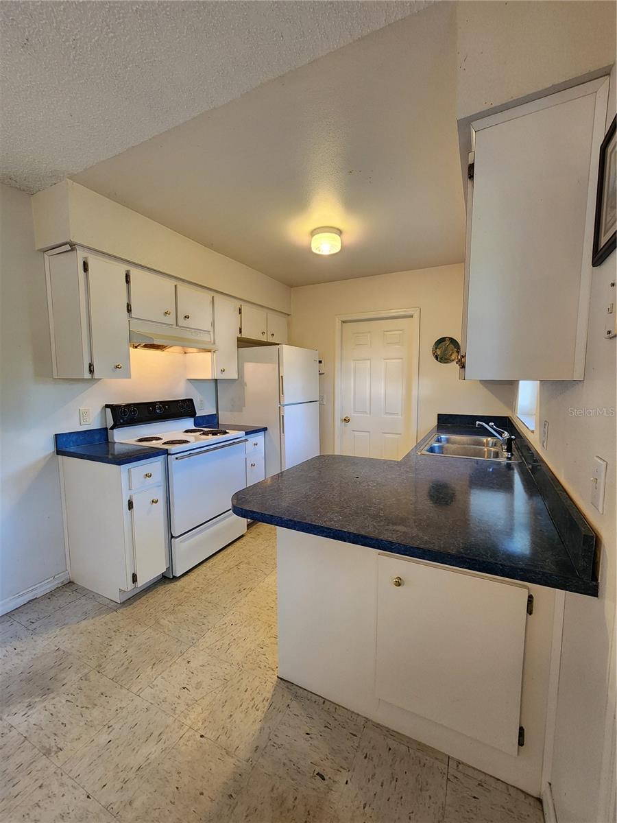 Image 23 of 35 For 20054 Us Highway 301