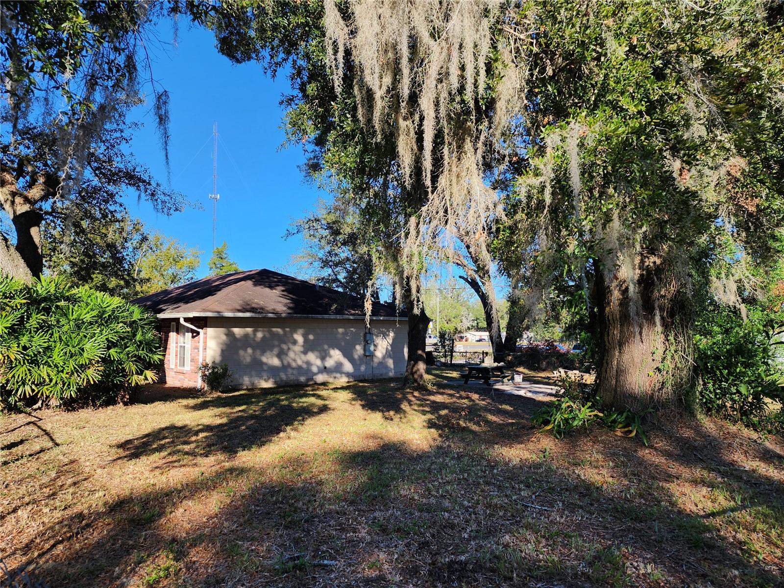 Image 33 of 35 For 20054 Us Highway 301