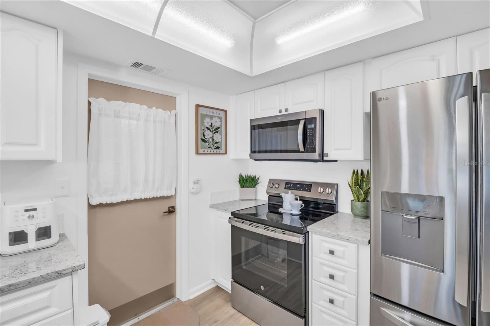 Image 8 of 30 For 10131 43rd Way N 2