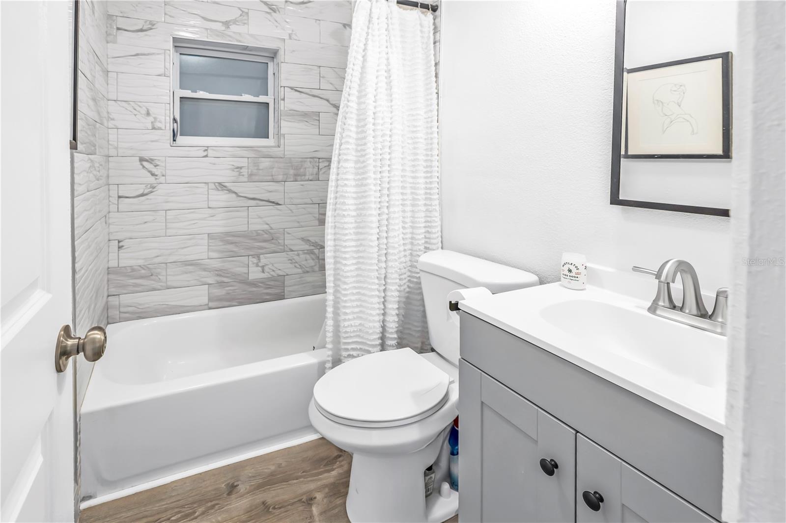 Image 11 of 30 For 2444 32nd Avenue N