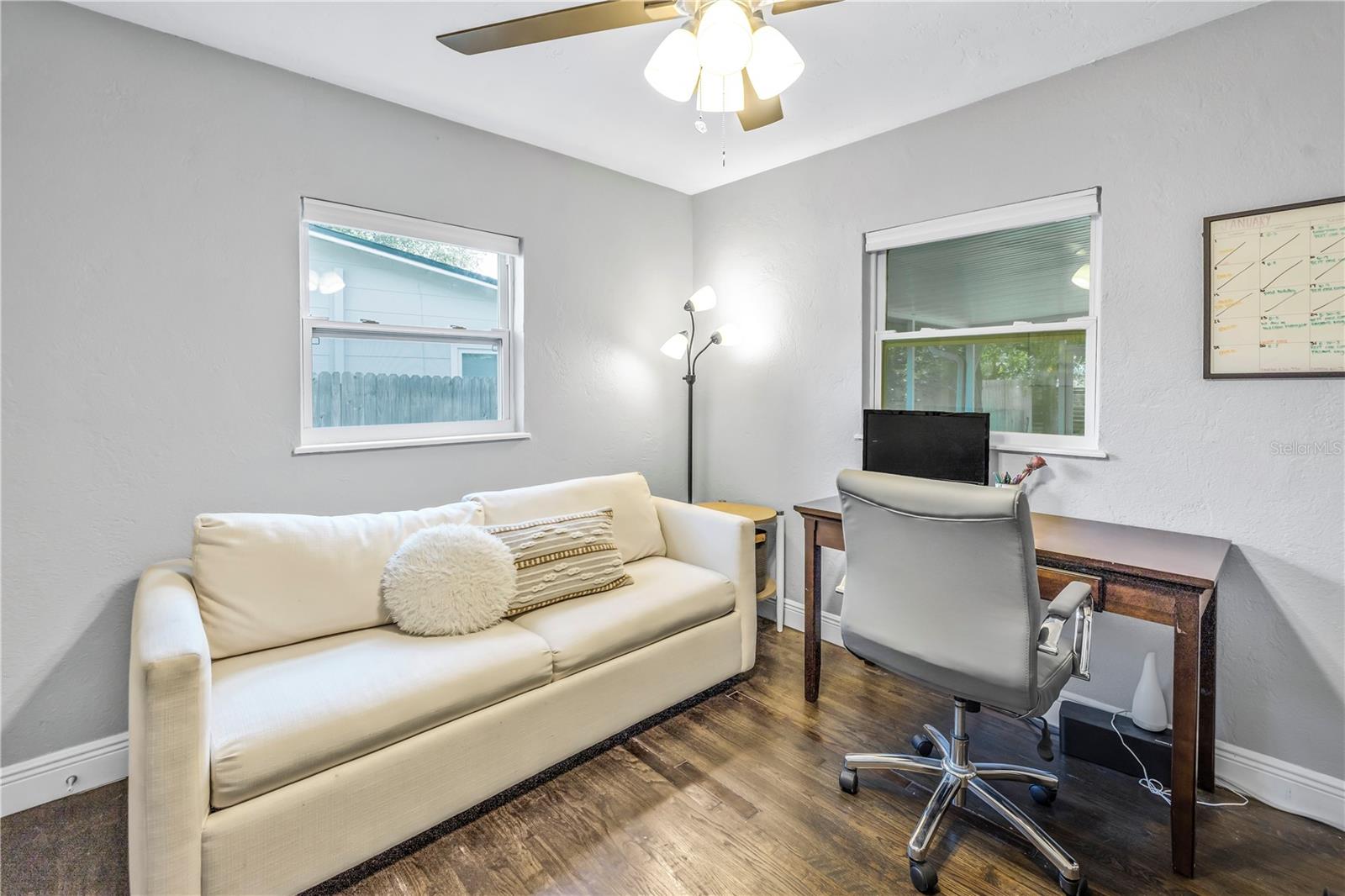 Image 14 of 30 For 2444 32nd Avenue N