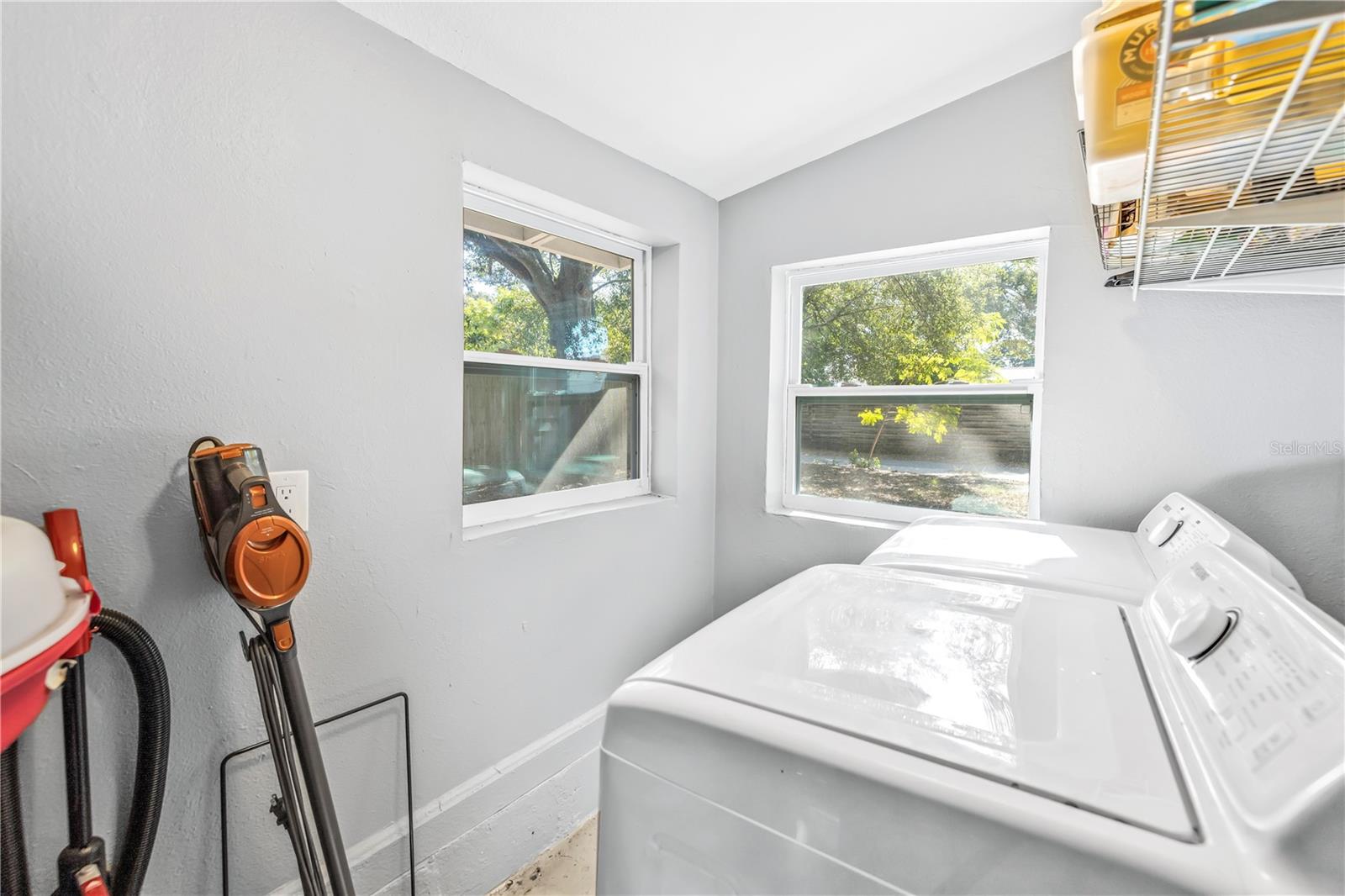 Image 27 of 30 For 2444 32nd Avenue N