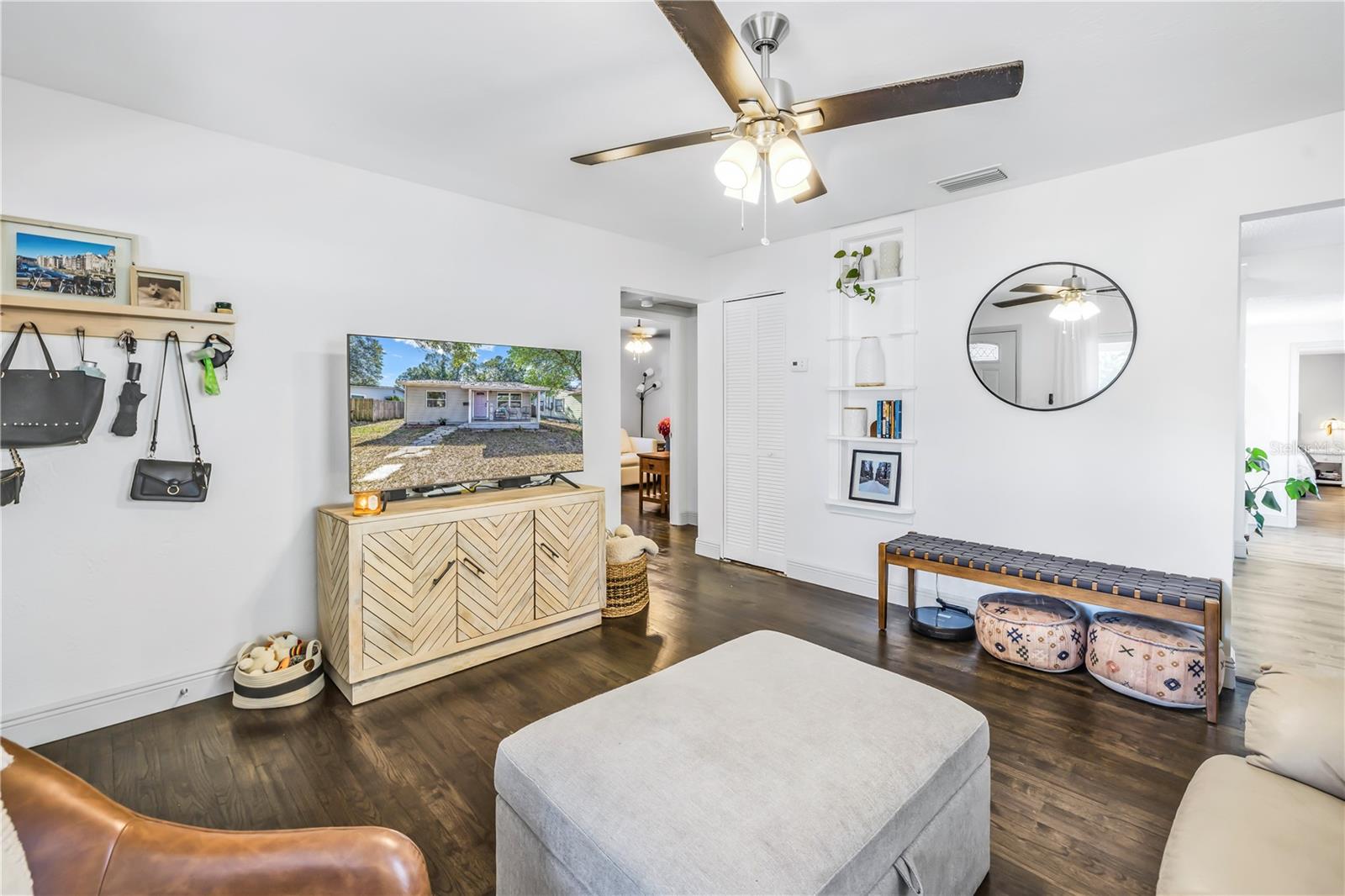 Image 7 of 30 For 2444 32nd Avenue N