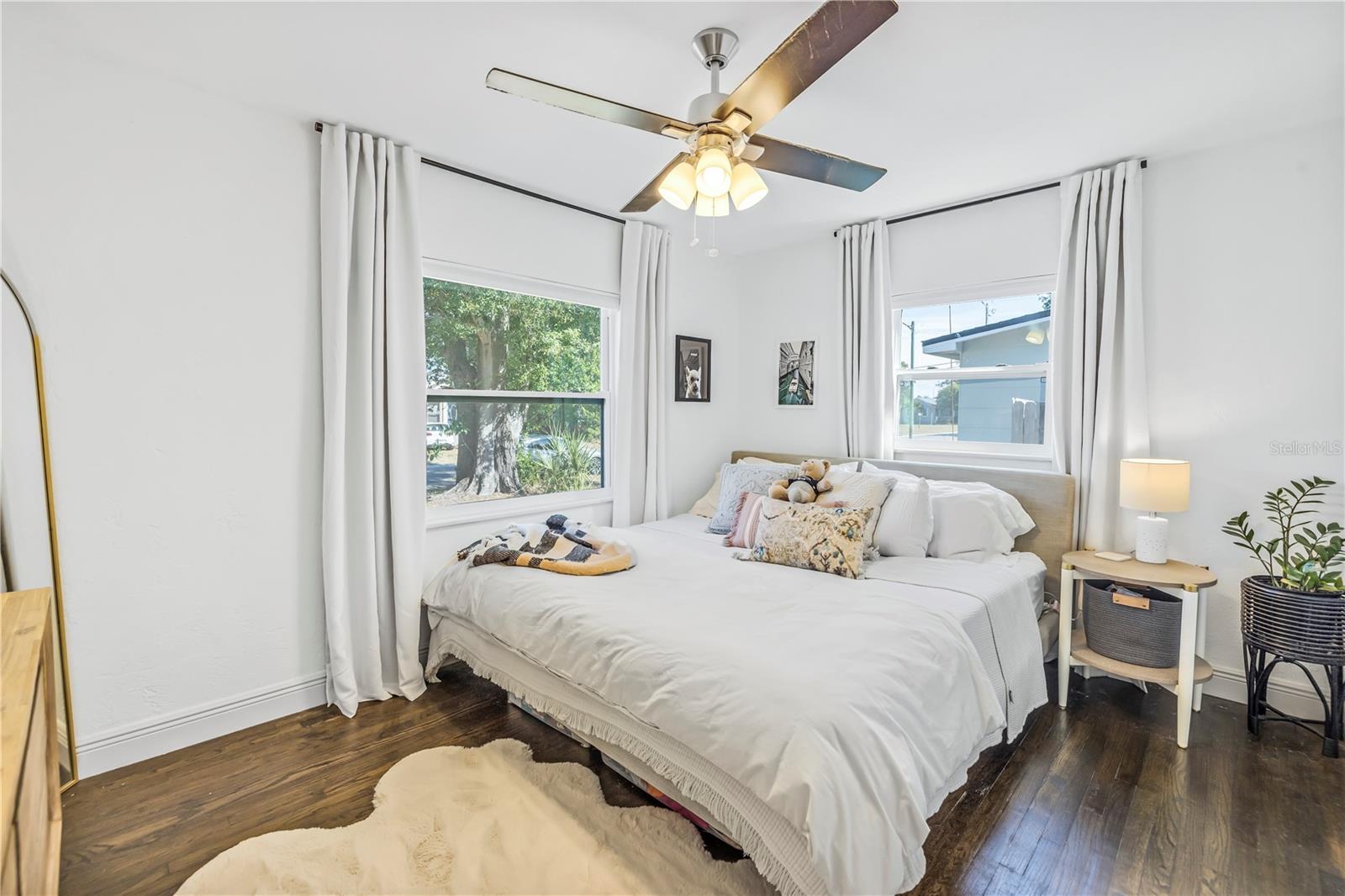 Image 9 of 30 For 2444 32nd Avenue N