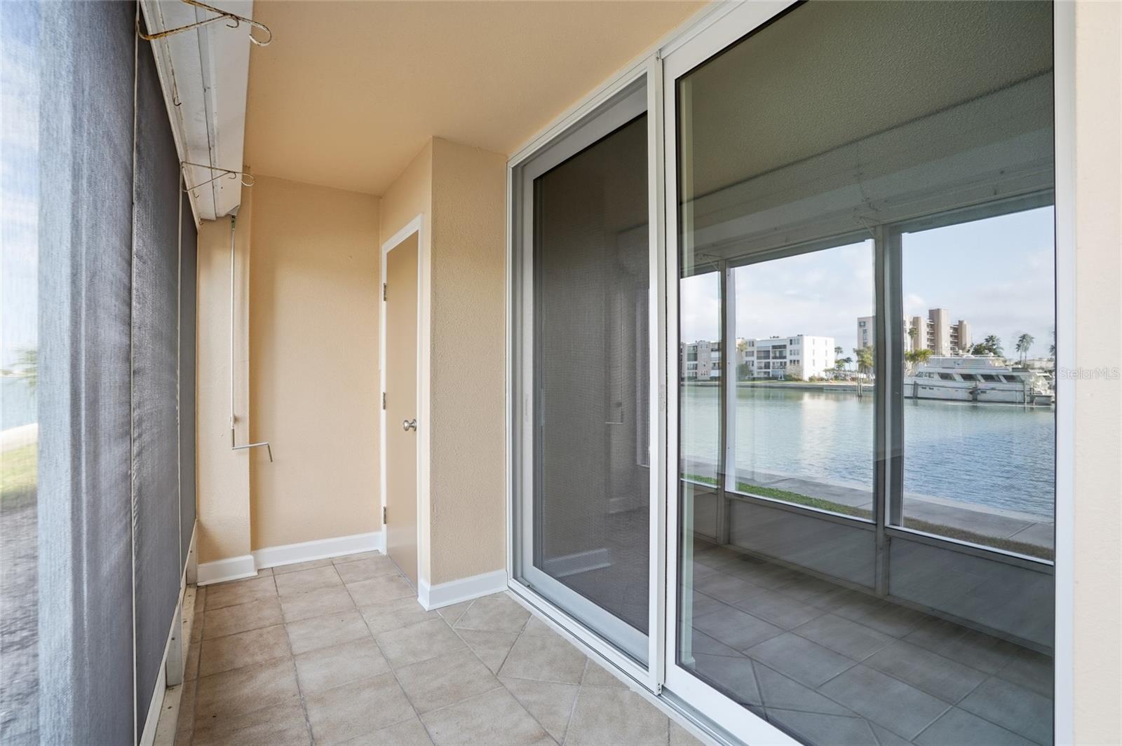 Image 18 of 30 For 7420 Bay Island Drive S 175