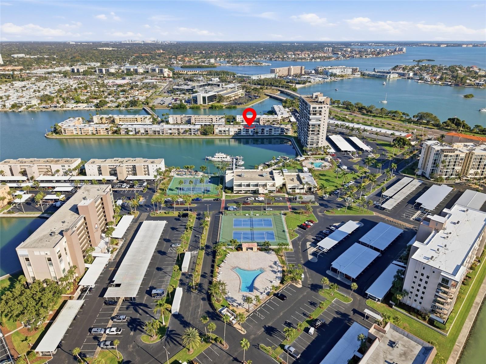 Image 24 of 30 For 7420 Bay Island Drive S 175