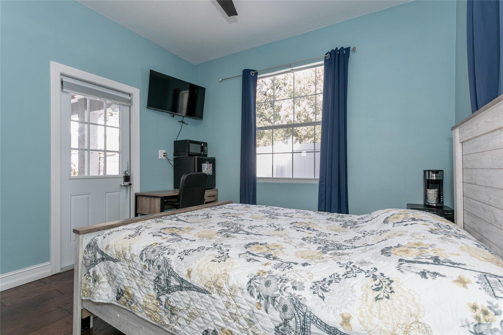 Image 18 of 35 For 6512 23rd Avenue