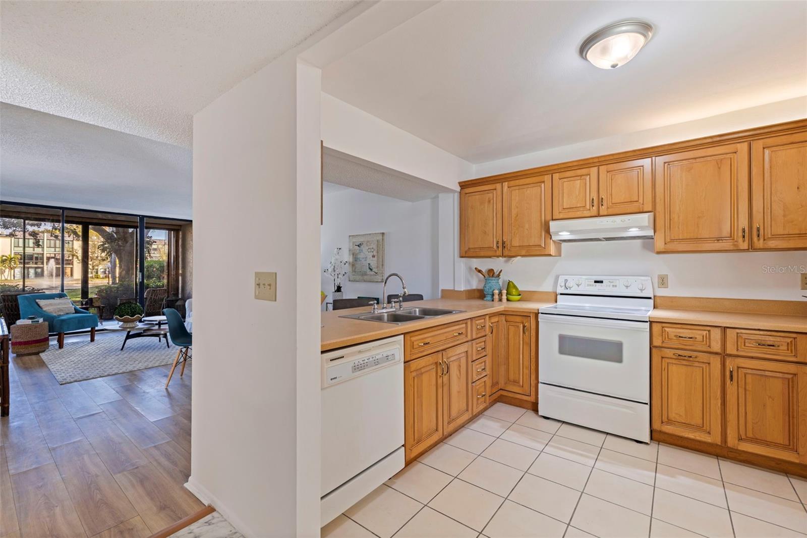 Image 3 of 40 For 14130 Rosemary Lane 4114