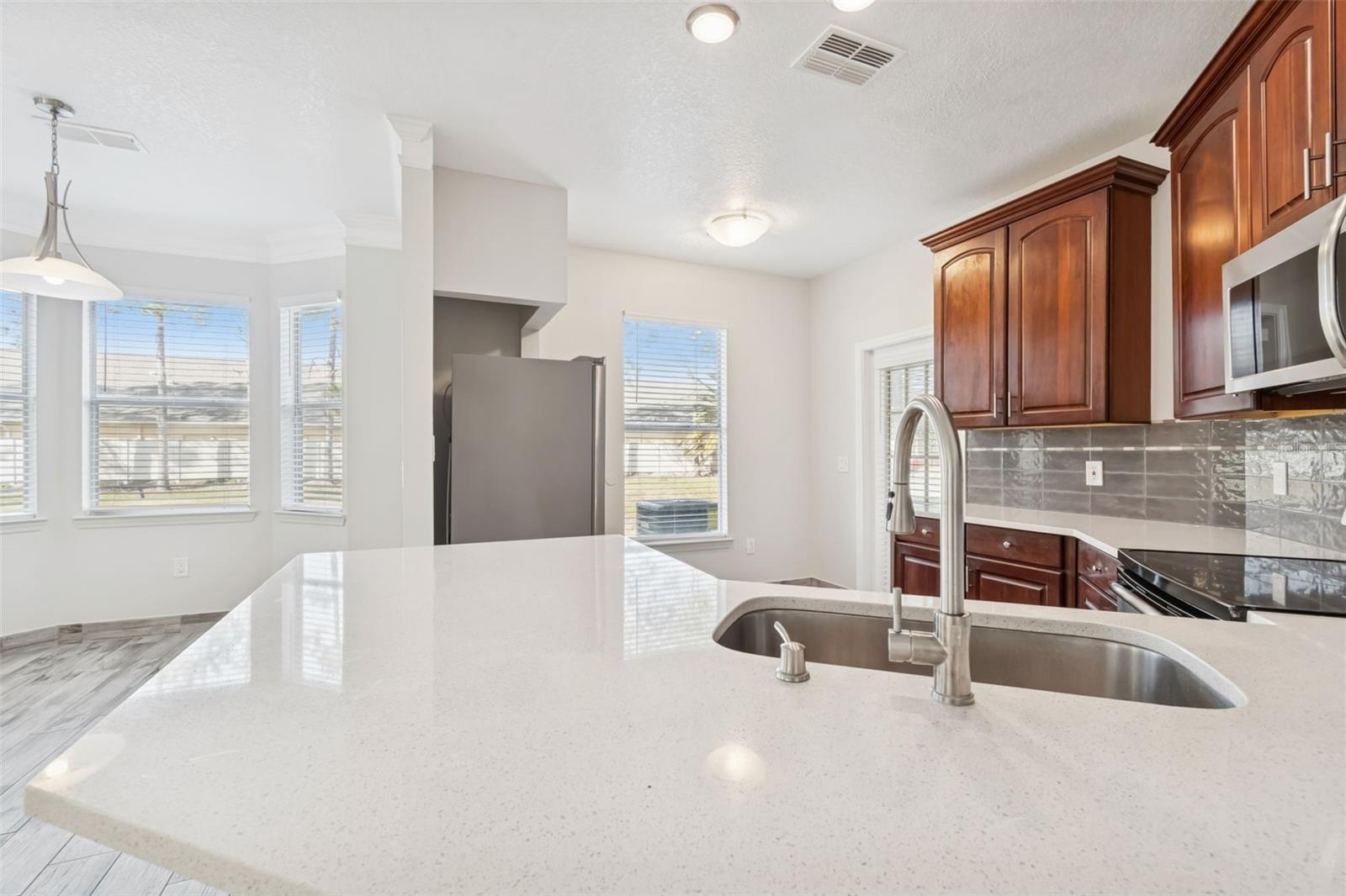 Image 23 of 65 For 17932 Villa Creek Drive